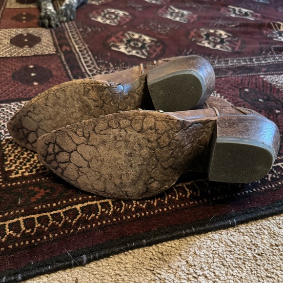 Ariat Fenix Western Bootie - Picture 5 of 5